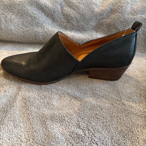 Lucky Brand - Picture 2 of 5